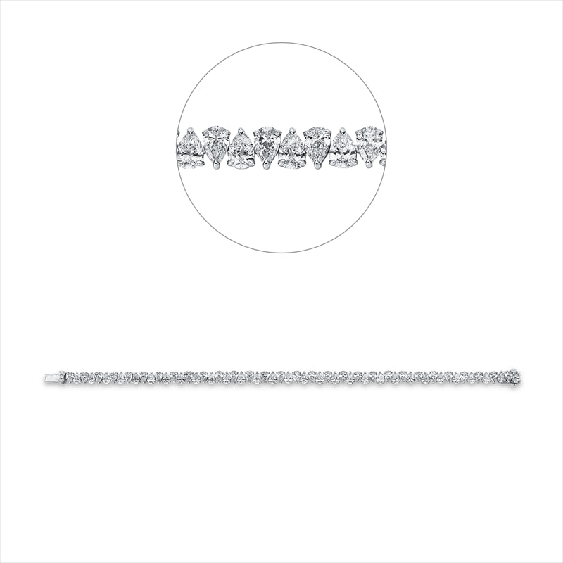 Armband    aus 750/-18 Karat Weißgold mit 63 Diamanten 9