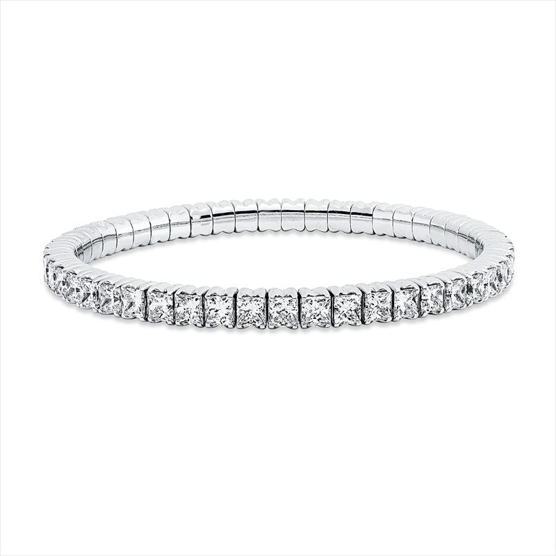 Armband    aus 750/-18 Karat Weißgold mit 49 Diamanten 13 ct