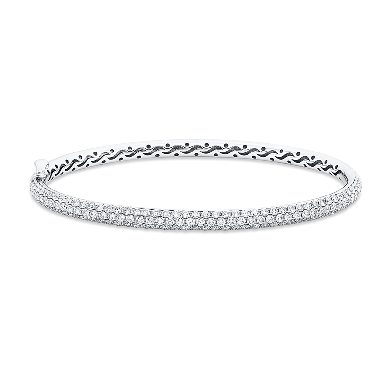 Armreif    aus 750/-18 Karat Weißgold mit 145 Diamanten 2