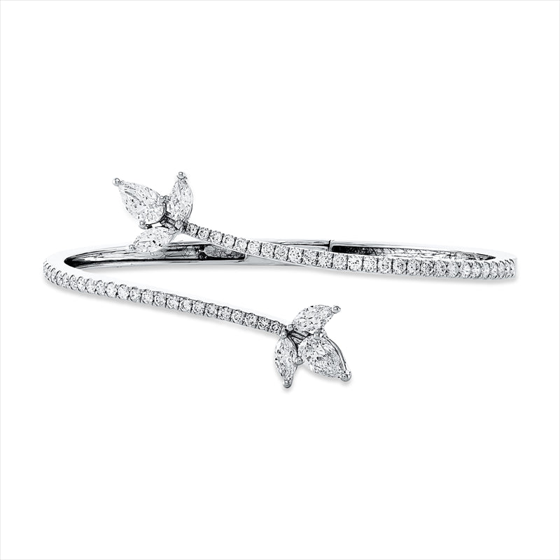 Armreif    aus 750/-18 Karat Weißgold mit 60 Diamanten 2