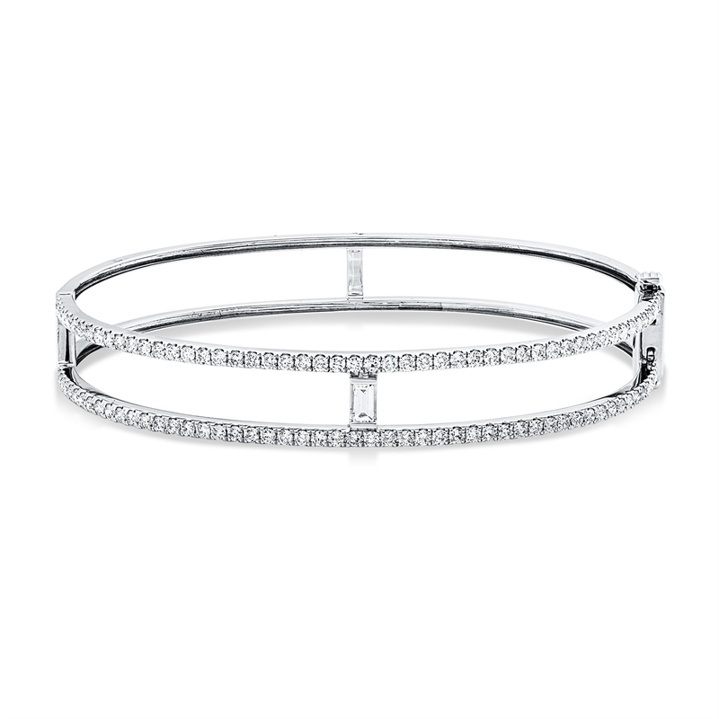 Armreif    aus 750/-18 Karat Weißgold mit 105 Diamanten 1