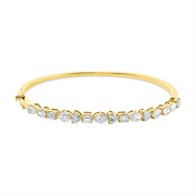 Armreif    aus 750/-18 Karat Gelbgold mit 15 Diamanten 2