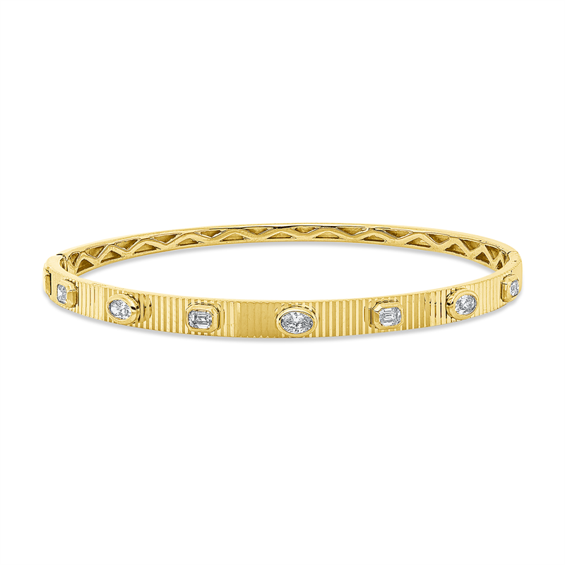 Armreif    aus 750/-18 Karat Gelbgold mit 7 Diamanten 0