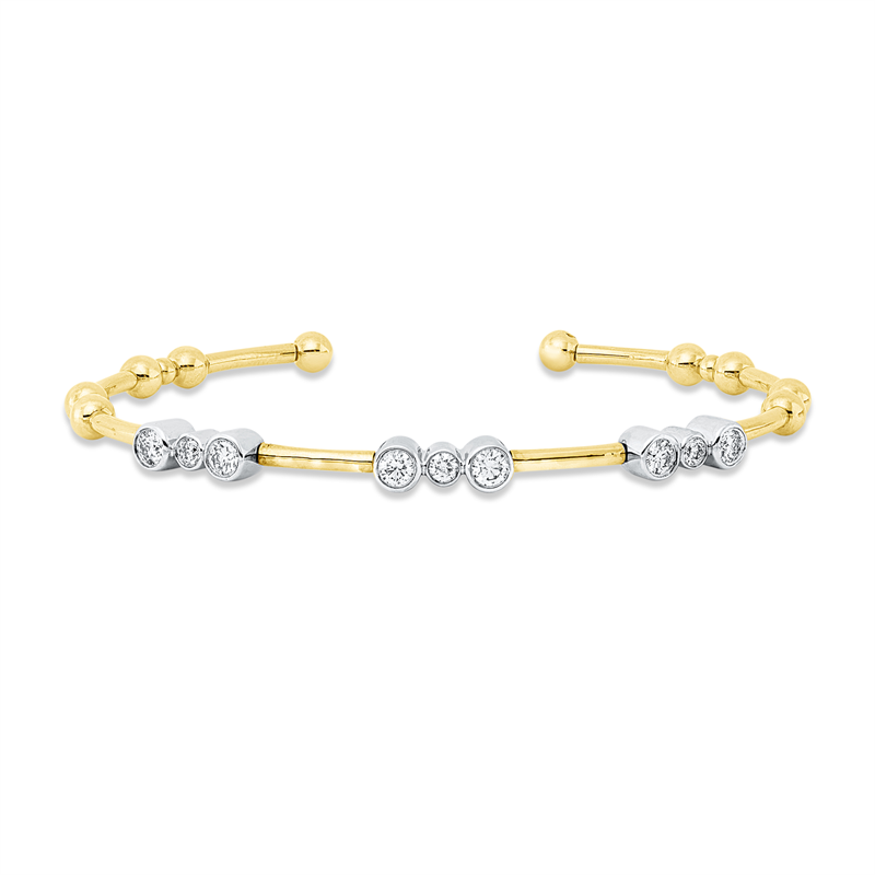 Armreif    aus 585/-14 Karat Gelbgold / Weißgold mit 9 Diamanten 0