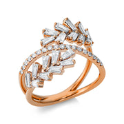 Ring    aus 750/-18 Karat Rotgold mit 37 Diamanten 1