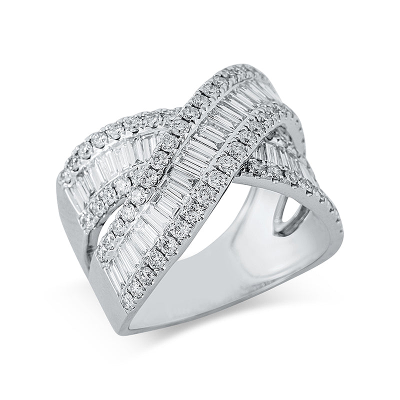 Ring    aus 750/-18 Karat Weißgold mit 124 Diamanten 2