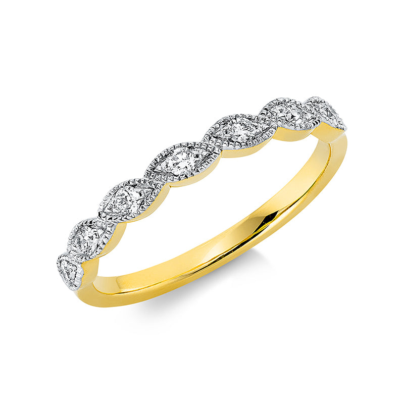 Ring    aus 750/-18 Karat Gelbgold mit 7 Diamanten 0