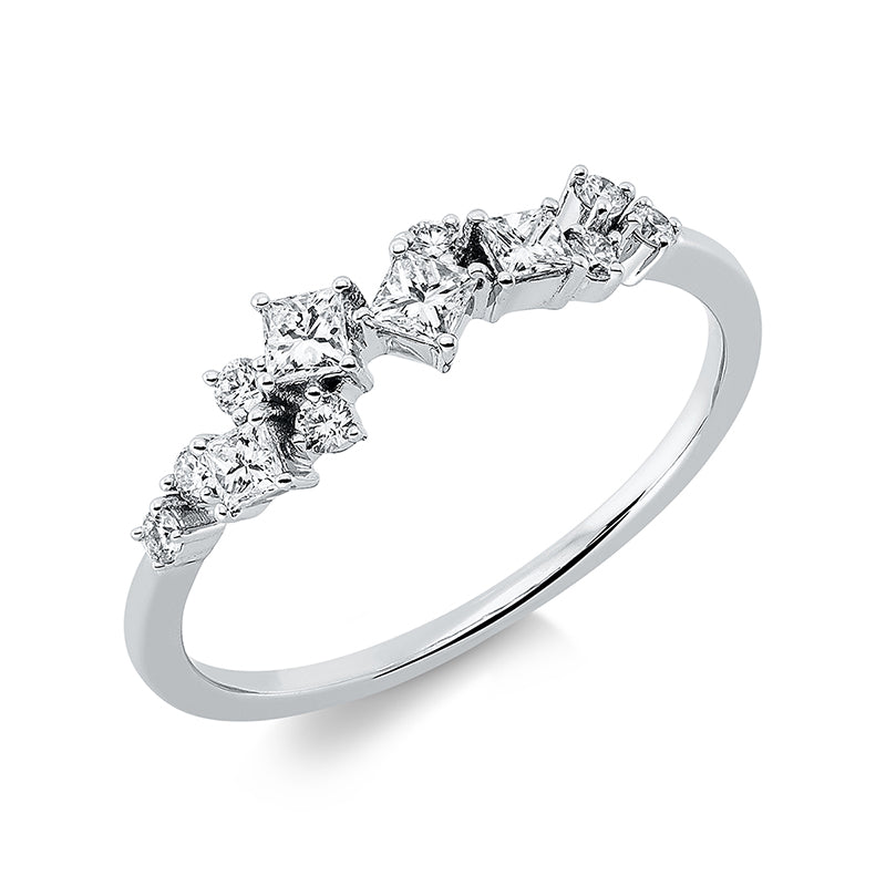 Ring    aus 750/-18 Karat Weißgold mit 12 Diamanten 0
