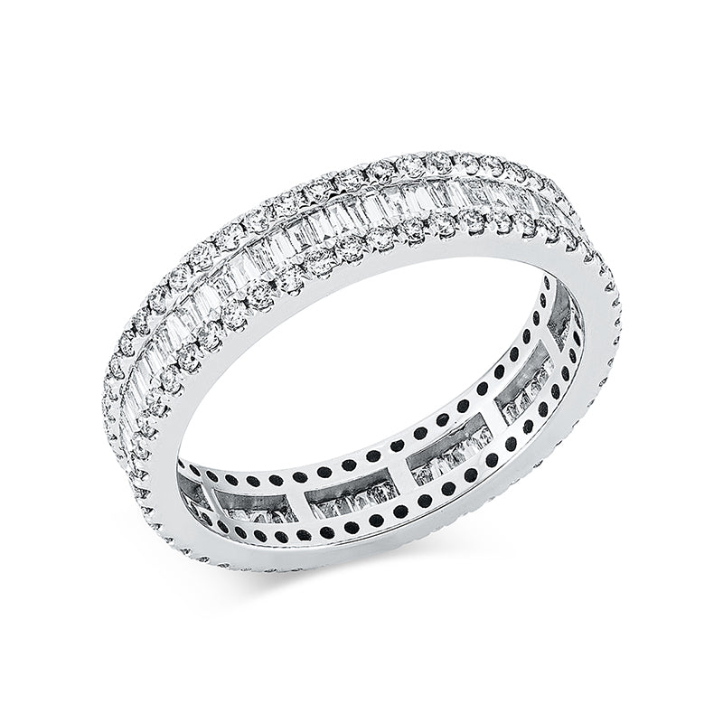 Ring    aus 750/-18 Karat Weißgold mit 171 Diamanten 1