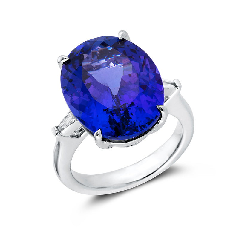 Ring mit Tansanit  aus 750/-18 Karat Weißgold mit 2 Diamanten 0
