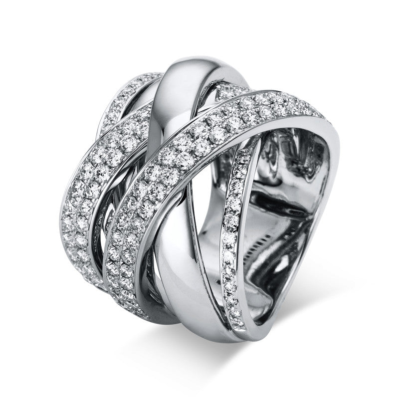 Ring    aus 750/-18 Karat Weißgold mit 114 Diamanten 1