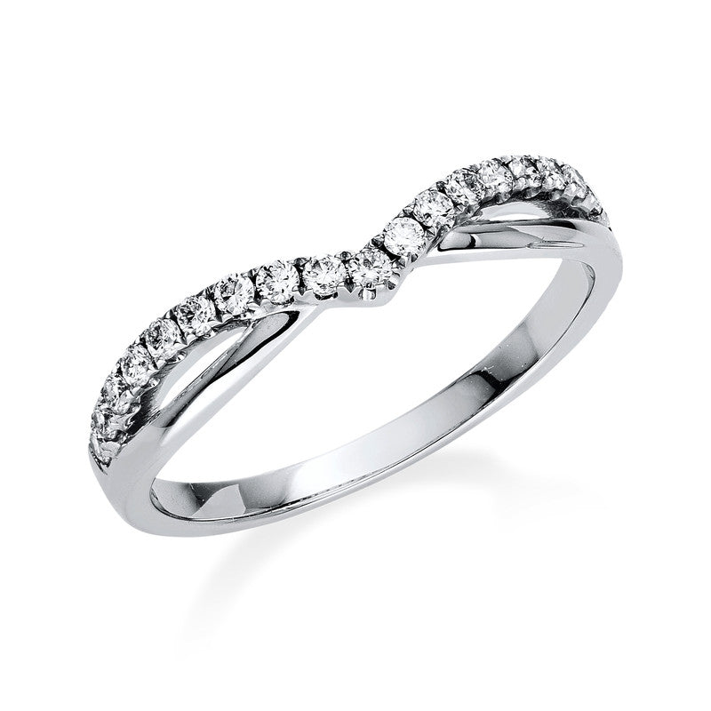 Ring    aus 750/-18 Karat Weißgold mit 19 Diamanten 0