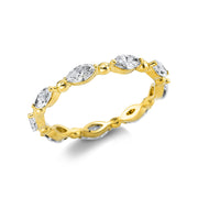 Ring    aus 750/-18 Karat Gelbgold mit 9 Diamanten 1