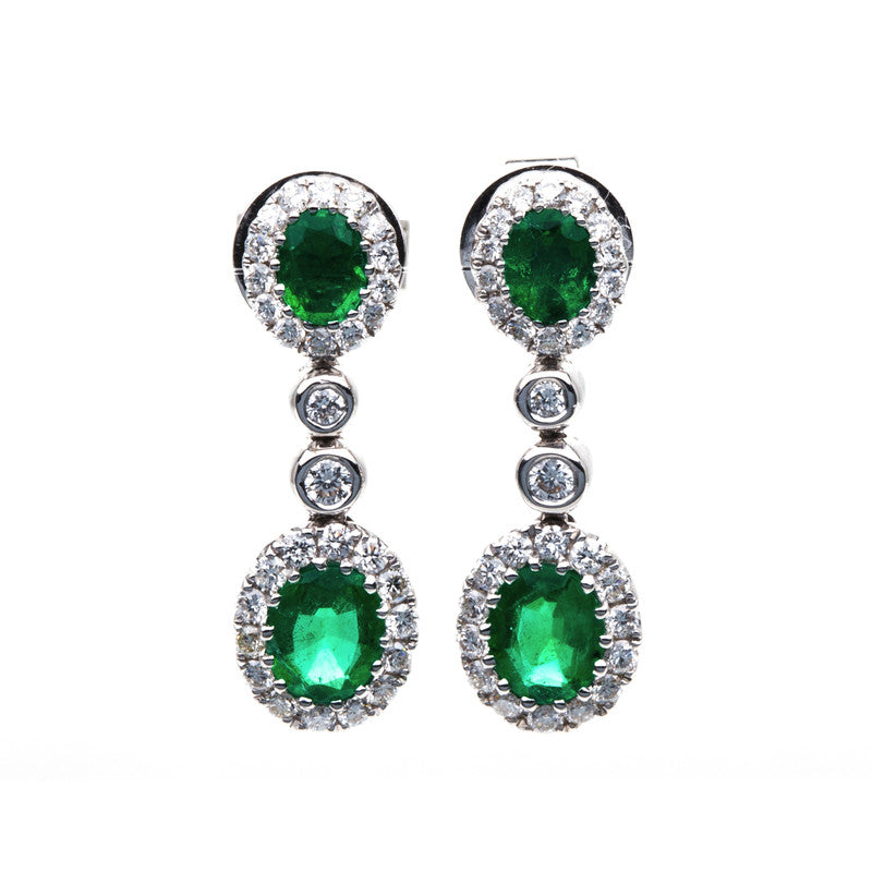 Ohrschmuck mit Smaragd  aus 750/-18 Karat Weißgold mit 60 Diamanten 0