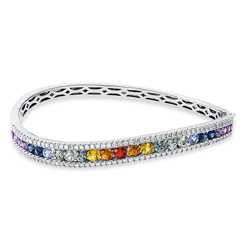 Armreif mit Farbstein  aus 750/-18 Karat Weißgold mit 104 Diamanten 0